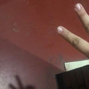 Meet your Posher, Leslie